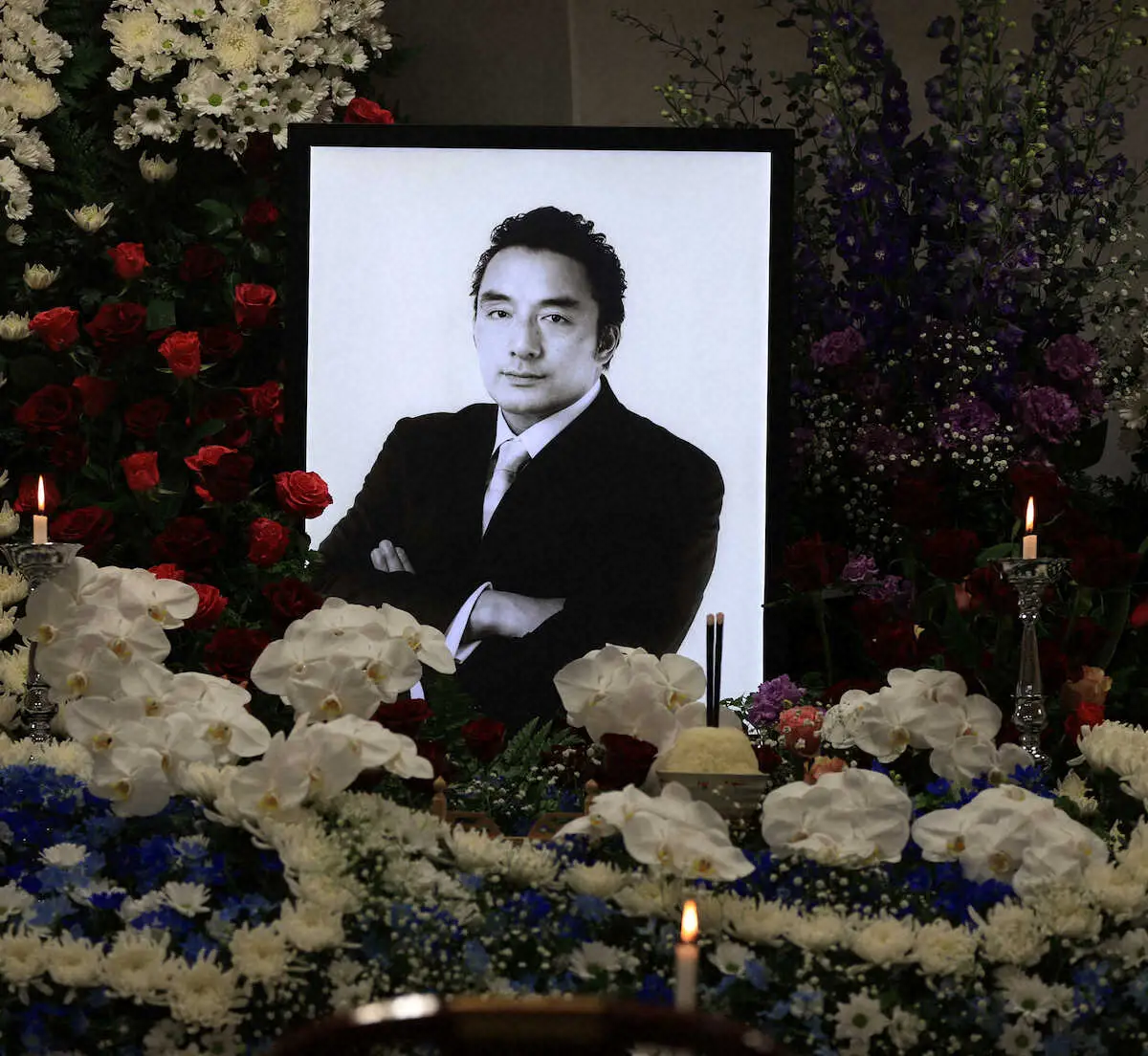 【画像・写真】元関脇・寺尾の錣山親方の通夜に参列　鶴竜親方「兄貴分でもあり、もう一人の師匠のような存在でした」