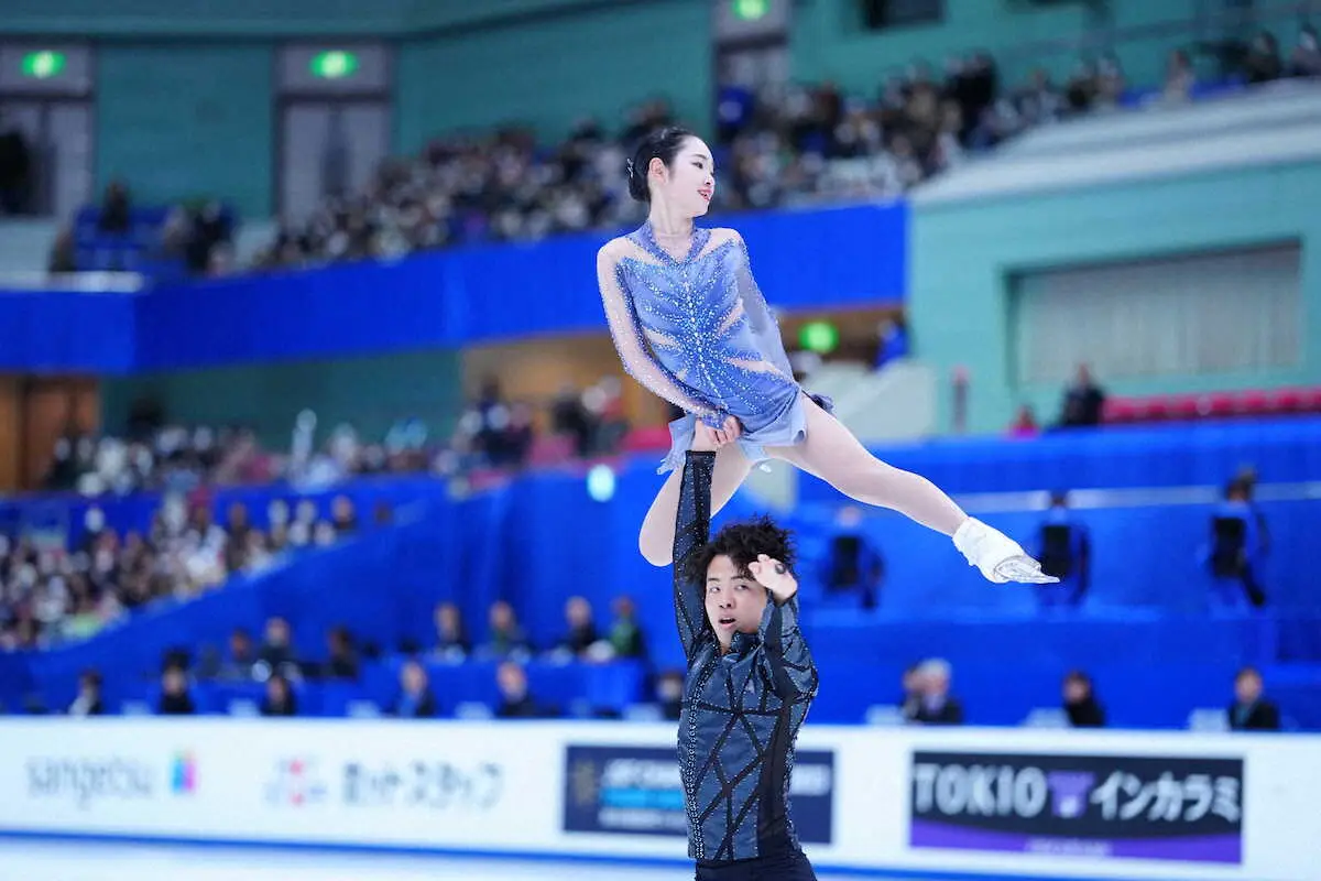 【画像・写真】“ゆなすみ”笑顔の優勝　1組のみの出場も「最高の演技ができた」