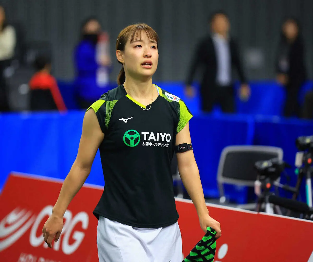 【画像・写真】奥原は右足負傷で涙の途中棄権「最後まで試合をしたかった」バドミントン全日本総合選手権