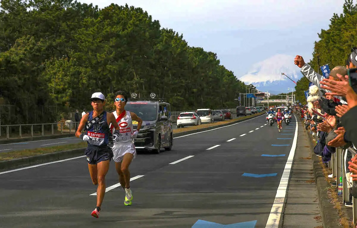 【画像・写真】【箱根駅伝】体調不良続出の中大　8区・阿部は苦しい走りで区間22位…「よく走った」「ありがとう」の声