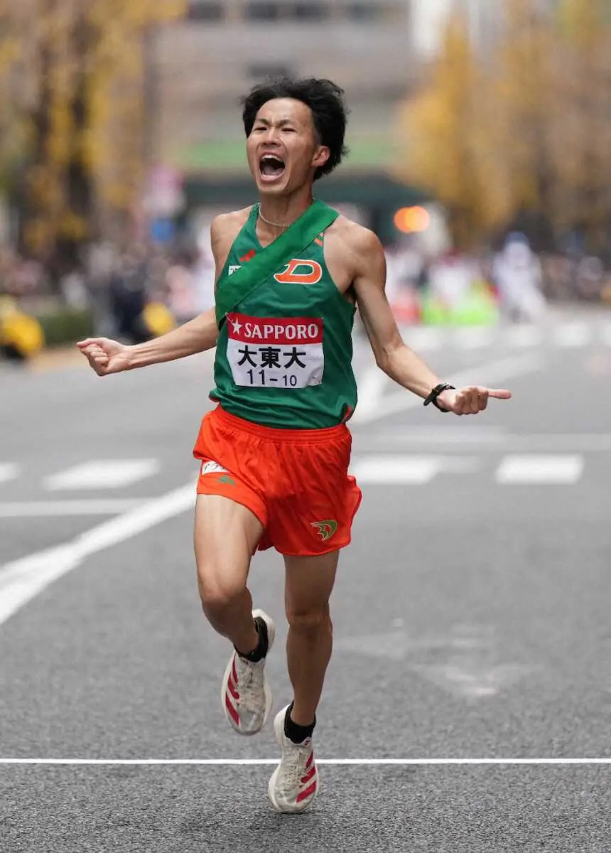 【画像・写真】【箱根駅伝】大東大10位　逆転で9大会ぶりシード権　見えない背中追い続け10区・佐々木爆走