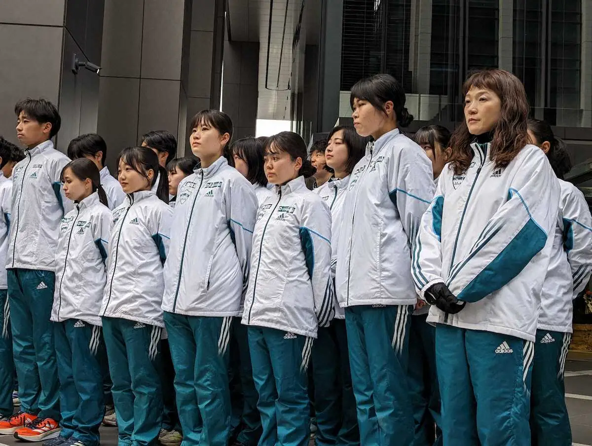 【画像・写真】【箱根駅伝】青学大1位　原監督の妻・美穂さん「監督の言うこと聞けば強くなる、という見方に変わった」