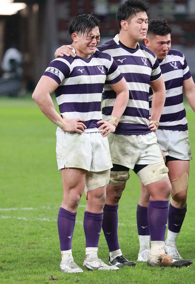 【画像・写真】【ラグビー大学選手権決勝】明大健闘も　創部100周年を優勝で飾れず…広瀬主将「悔いはない」