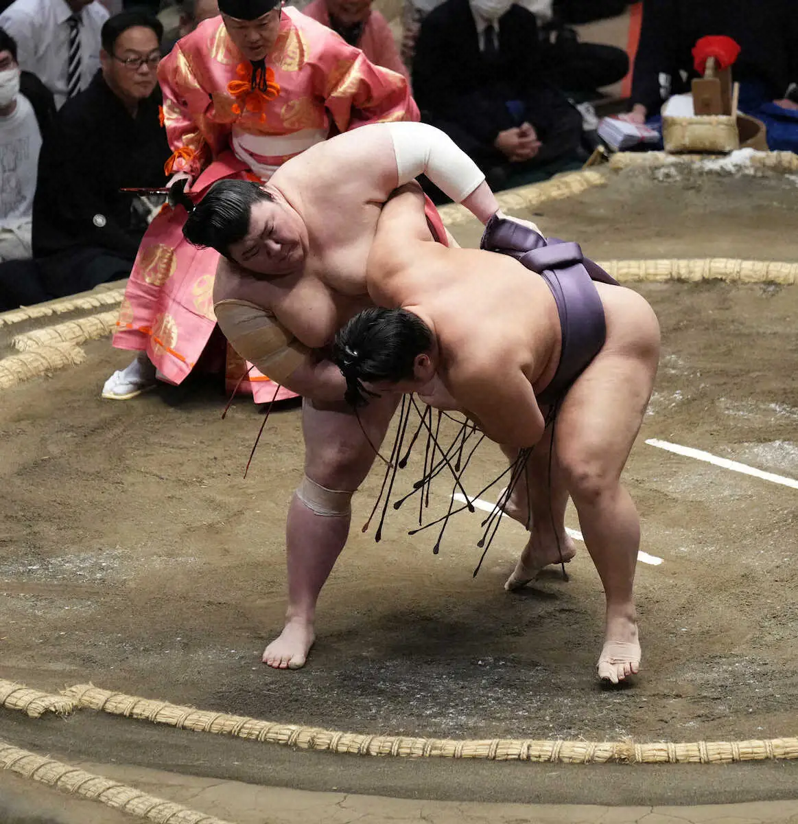 【画像・写真】熱海富士　待望の今年初白星「ようやく初日が出ましたね…長かった」連敗脱出にホッとした表情