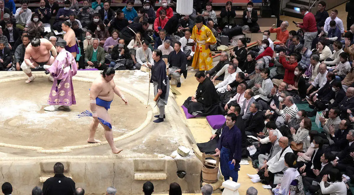 【画像・写真】新入幕・大の里　史上4人目快挙にあと一歩…横綱・照ノ富士に黒星も「この後につながります」