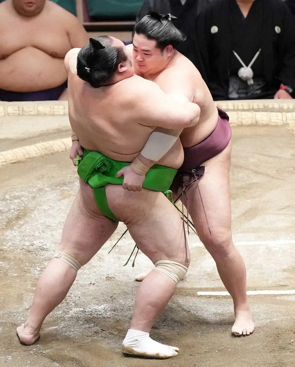 【画像・写真】十両・錦富士「家族に申し訳ない思いでいっぱいだった」結婚発表後初の勝ち越しに感慨