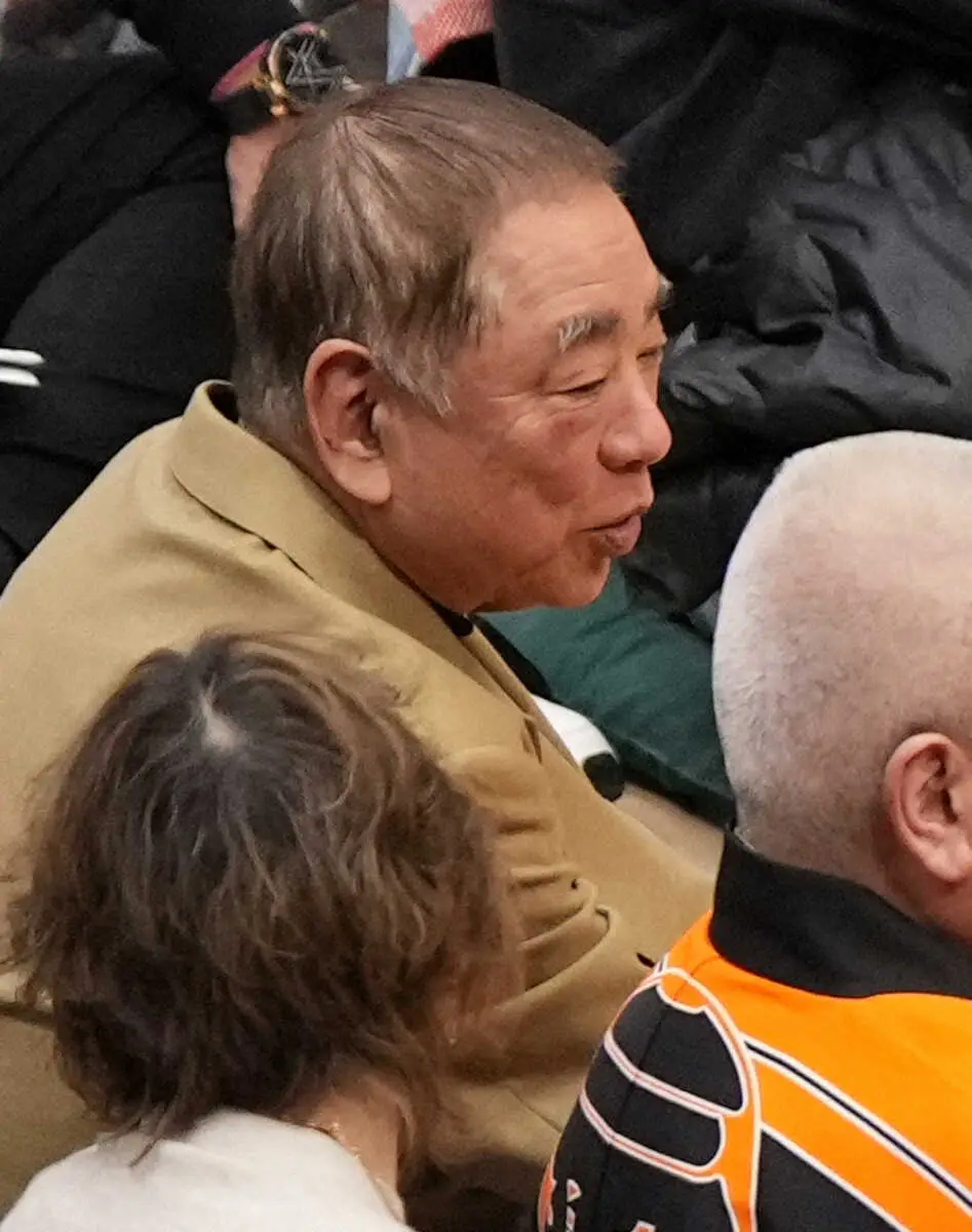 【画像・写真】著名人映り込みが話題の大相撲初場所　13日目は「笑点」メンバー観戦に「さすがいい場所で見とる」