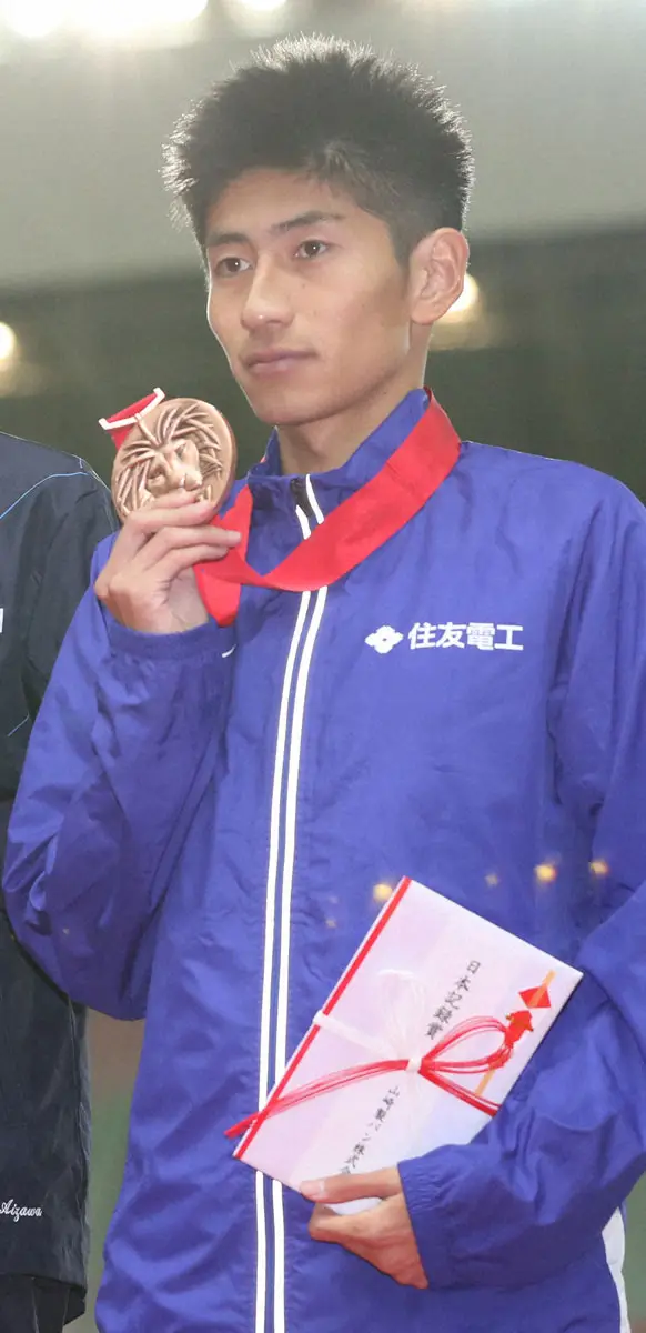 【画像・写真】青学大時代に「箱根駅伝4連覇」田村和希が結婚　「今後の人生を彼女と一緒に歩みたい」