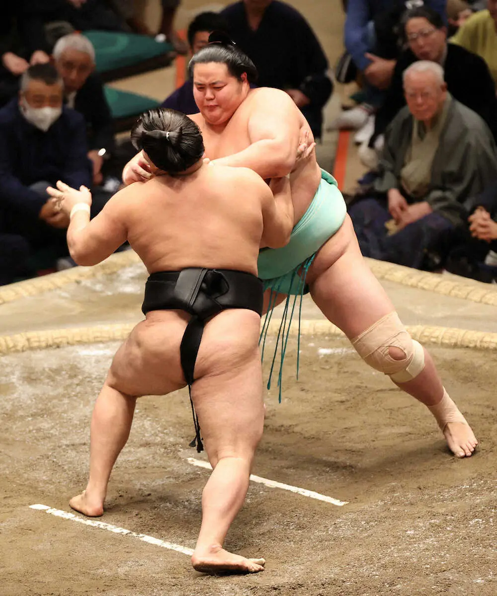 【画像・写真】琴ノ若　初Vへ霧島破った！　横綱・照ノ富士と2敗で首位キープ　大関昇進も見えてきた