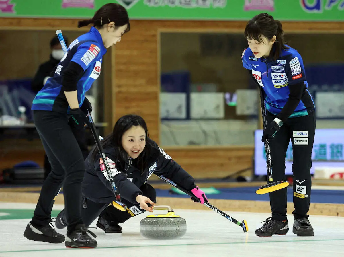 【画像・写真】【カーリング】ロコ・ソラーレ今大会初黒星　昨年2位SC軽井沢クラブに8―10　