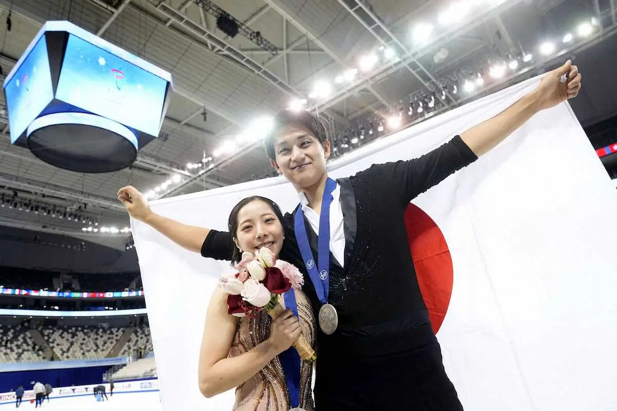 【画像・写真】りくりゅう、合計190・77点で四大陸2位　5カ月ぶり復帰戦で笑顔のフィニッシュ