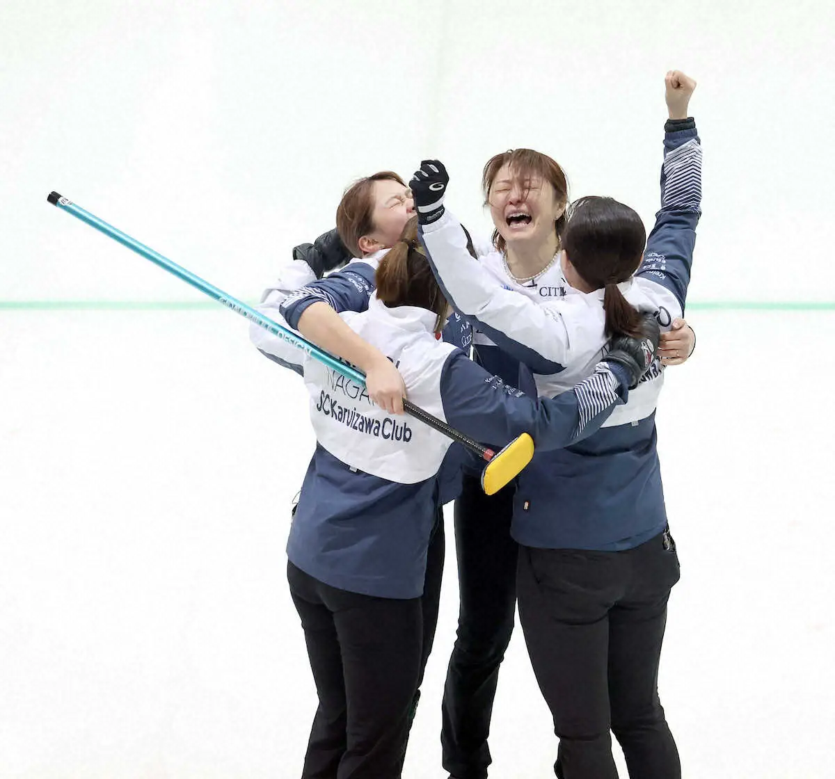 【画像・写真】カーリング日本選手権　男子はコンサドーレが3年ぶり4度目V　女子はSC軽井沢クが初優勝