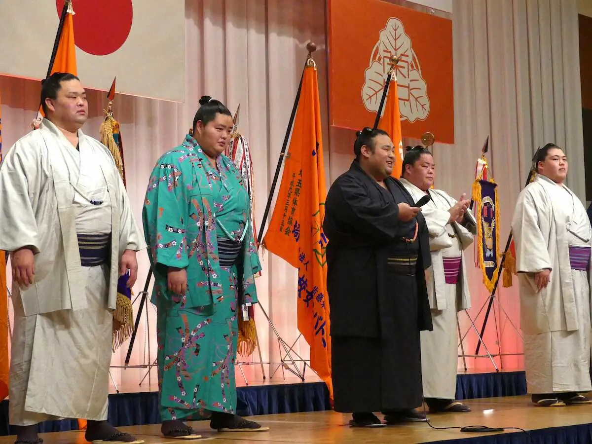 【画像・写真】新大関・琴ノ若「栄で培った6年間の教えを胸に精進」新しい化粧まわしは豪栄道と同じ黒色の予定