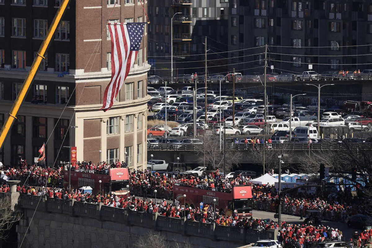 【画像・写真】スーパーボウル制したチーフスの優勝パレードで銃撃事件　1人死亡、21人負傷でうち15人が重傷