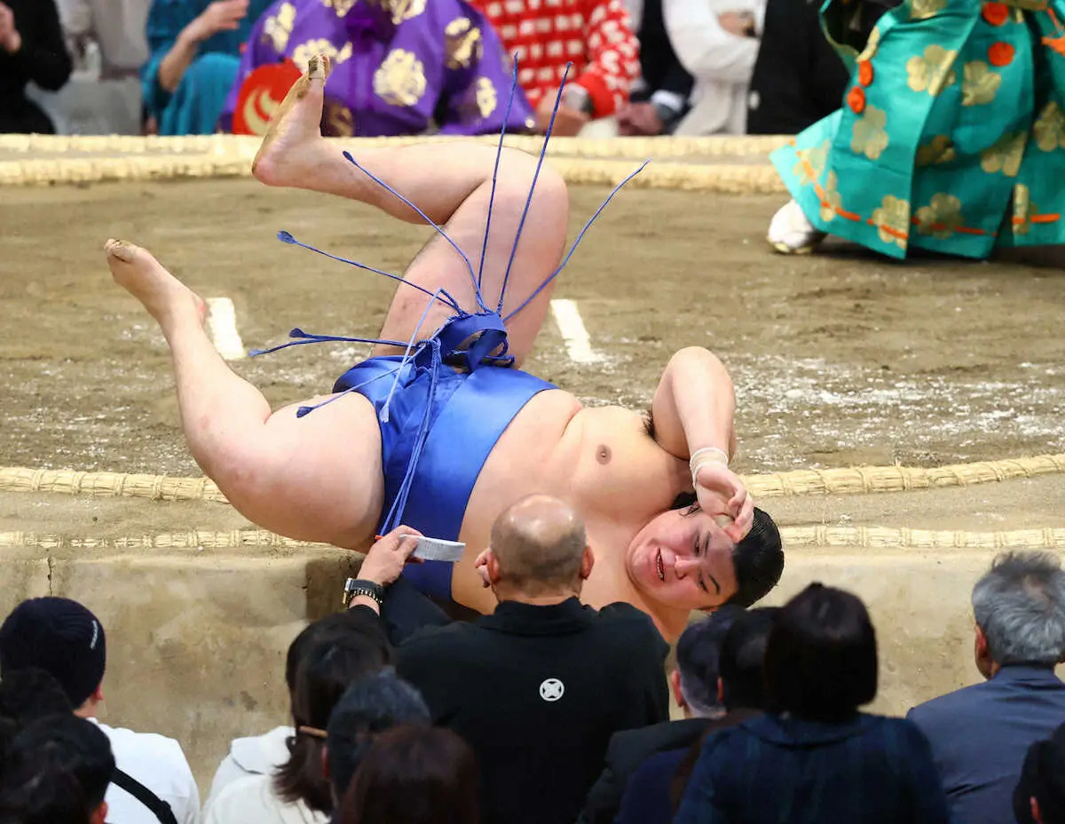 【画像・写真】V逸・大の里　最終盤まで優勝争い、11勝4敗「ほんと長かった」　ざんばら見納め？まげは「もうじき」
