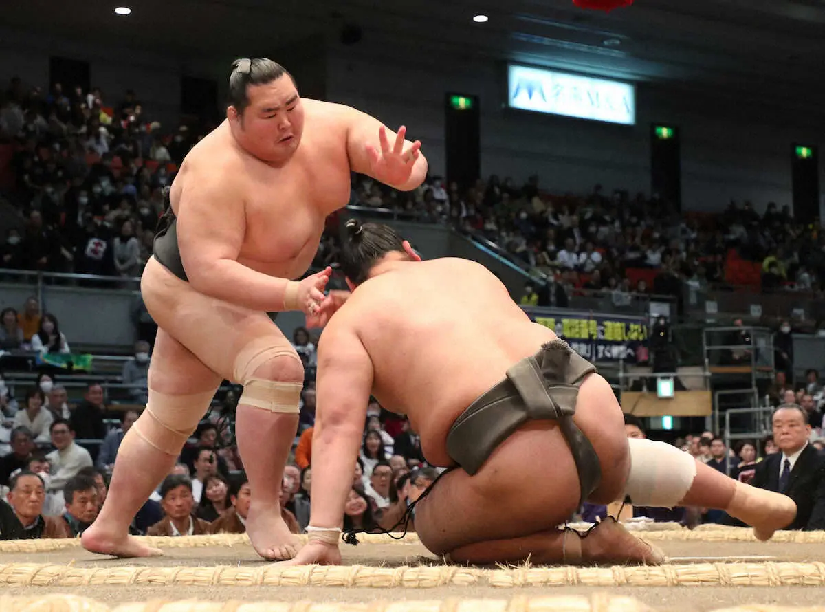 【画像・写真】元十両・栃丸が休場明けの実力者対決制して序二段優勝！大歓声を浴び「盛り上がってくれてよかった」