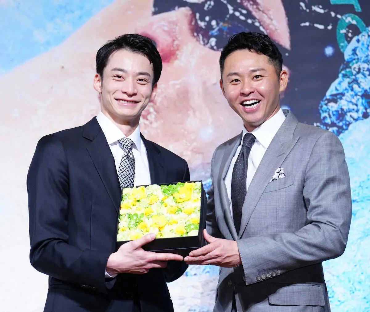 【画像・写真】【競泳】北島康介氏「日本をけん引してくれた心強い後輩」入江の引退会見にサプライズ登場