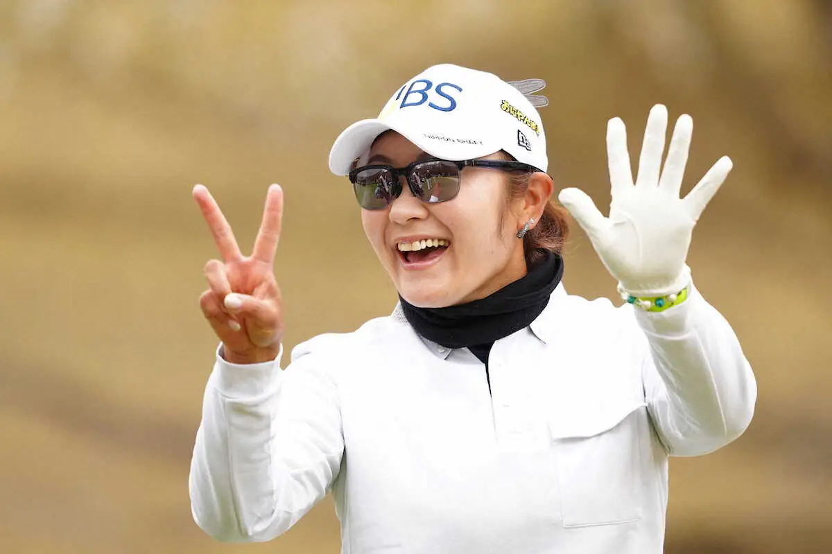 【画像・写真】藤田さいき　単独最多7度目ホールインワン　持ってる38歳、1差4位浮上