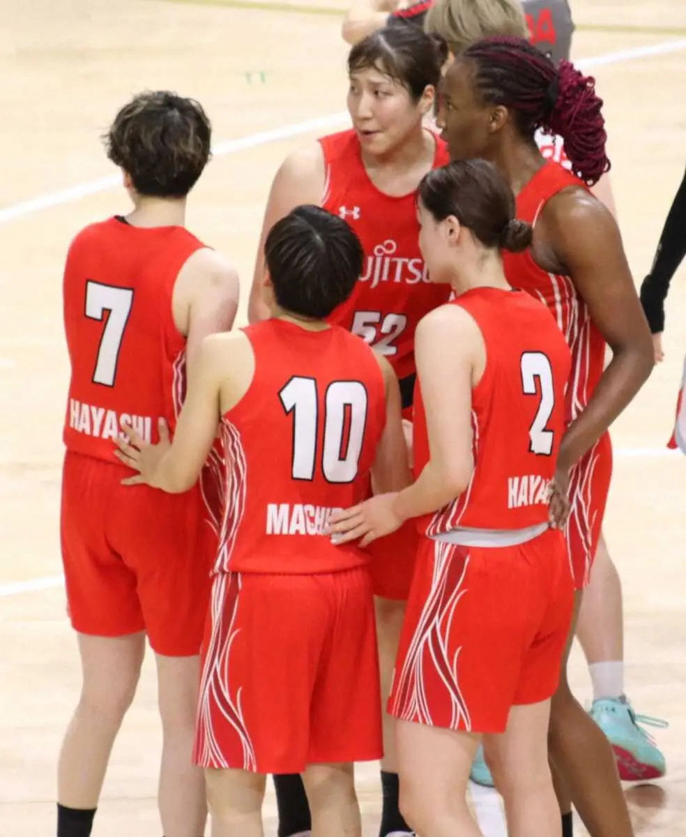 【画像・写真】【Wリーグ】富士通　16季ぶりVへ一丸で先勝　チーム最多15得点＆7アシスト町田「気を抜くことなく」