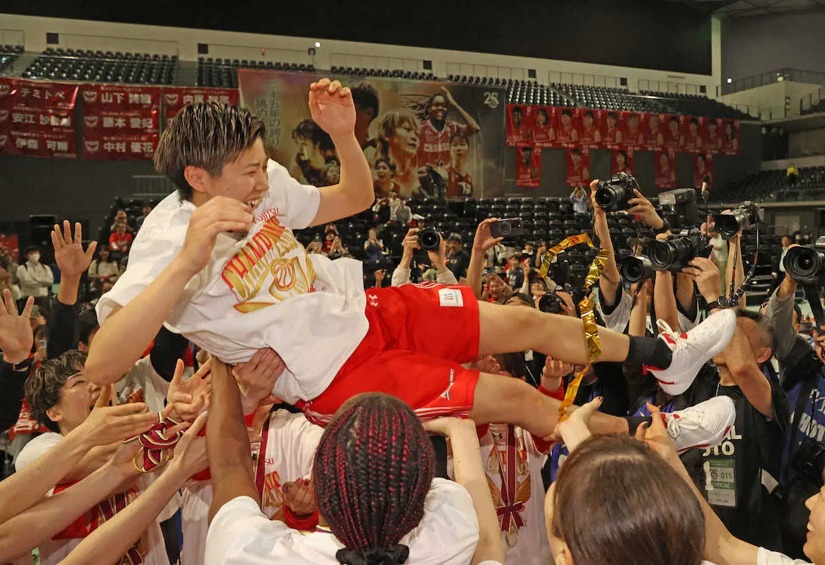 【画像・写真】【Wリーグ】富士通・町田が加入13年目の自身初Vに号泣「最高です」パリ五輪にも弾み