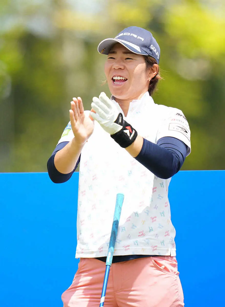 【画像・写真】穴井詩苦笑い「コースは好きだけど振られている感じ」　大会連覇懸けパナソニックOP