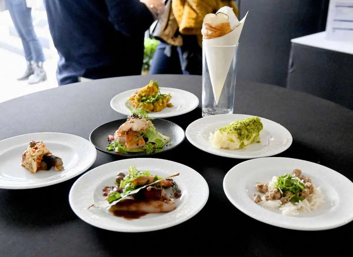 【画像・写真】お披露目された、パリ五輪の選手村で出される料理