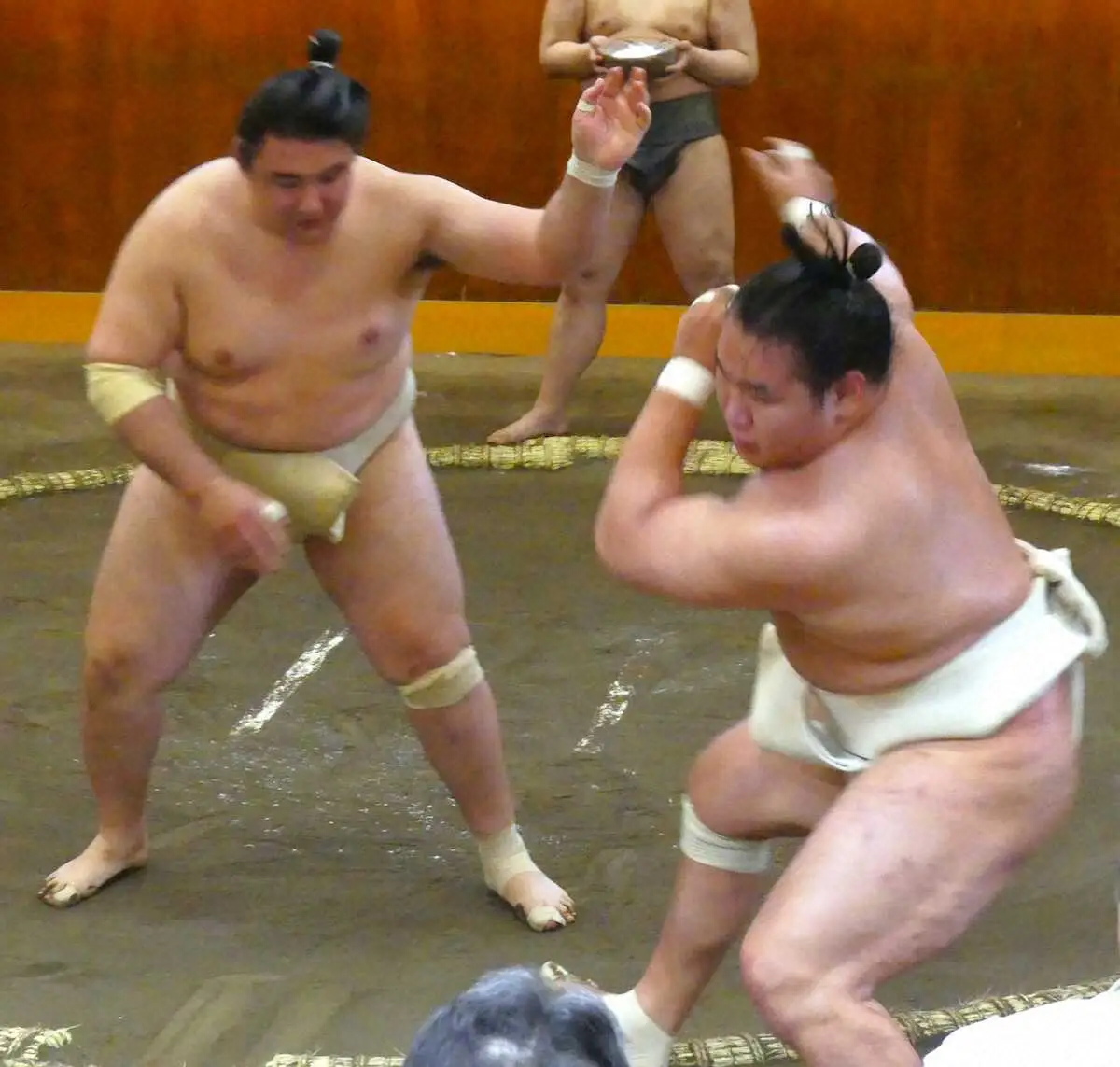 【画像・写真】新入幕の欧勝馬が大関・豊昇龍と白熱5番！互角以上の内容に好感触　3場所連続の新入幕旋風狙える！？