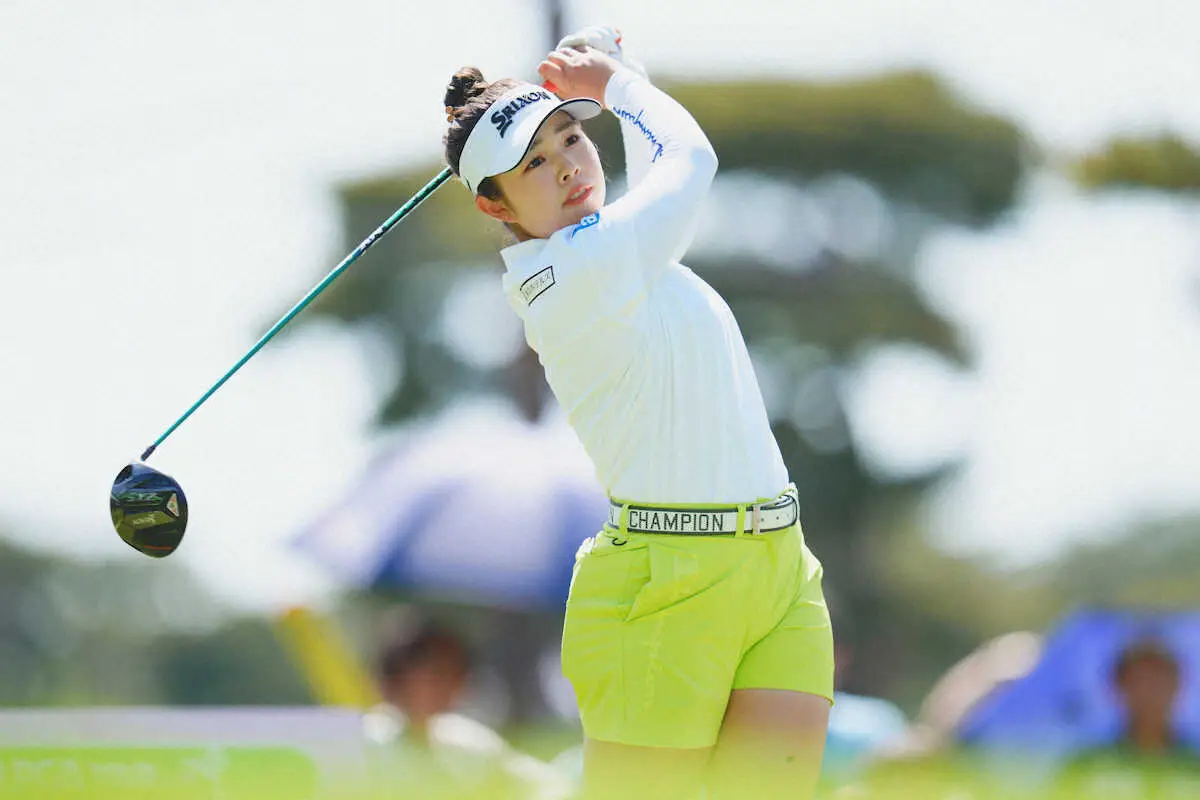 【画像・写真】2季連続女王の山下美夢有が2位浮上　最終日最終組日韓女王対決へ「いつも通りのプレーで」