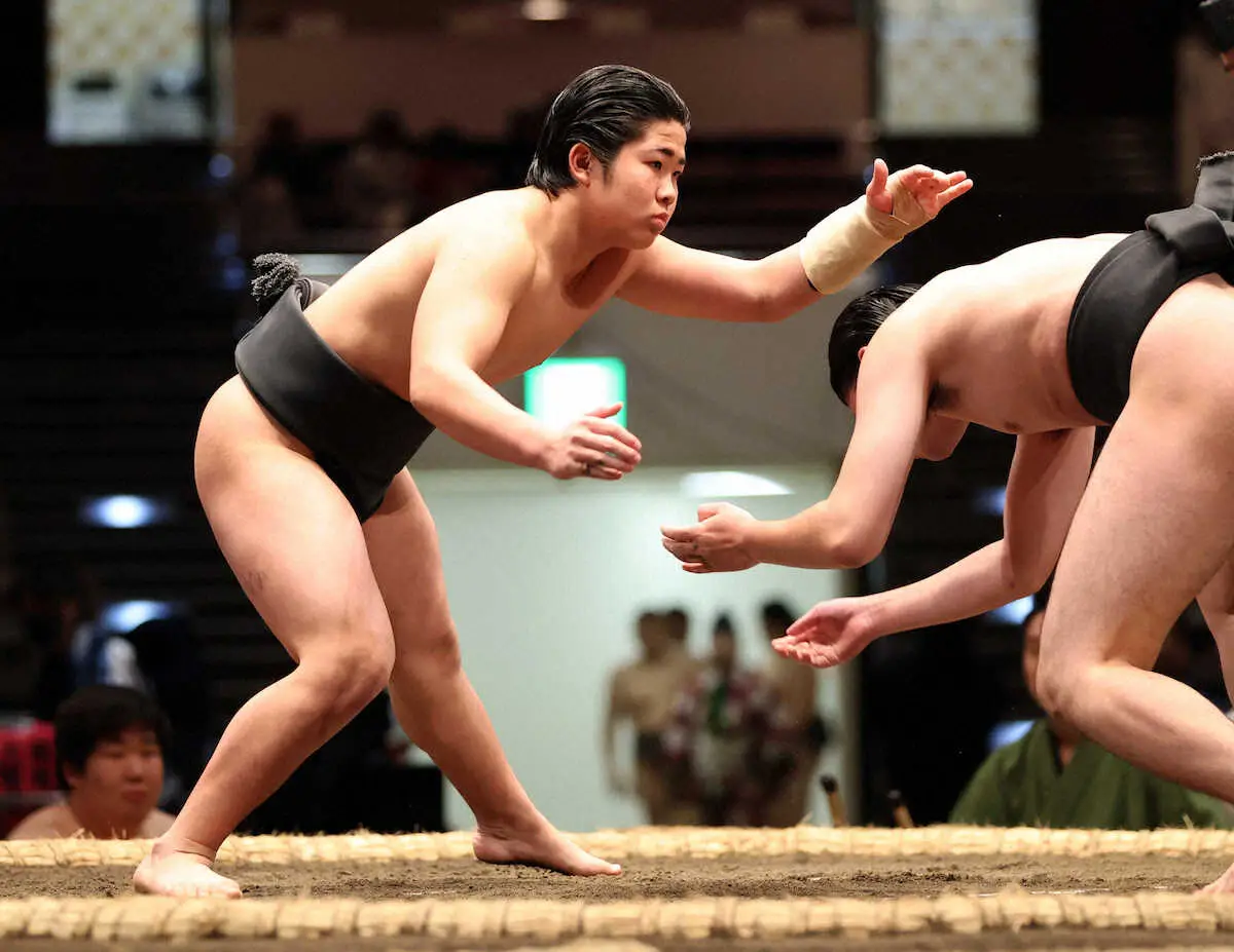 【画像・写真】身長1メートル60の琴元村が前相撲で初勝利　秀ノ山親方「小さくて運動神経ある子の方が育てやすい」