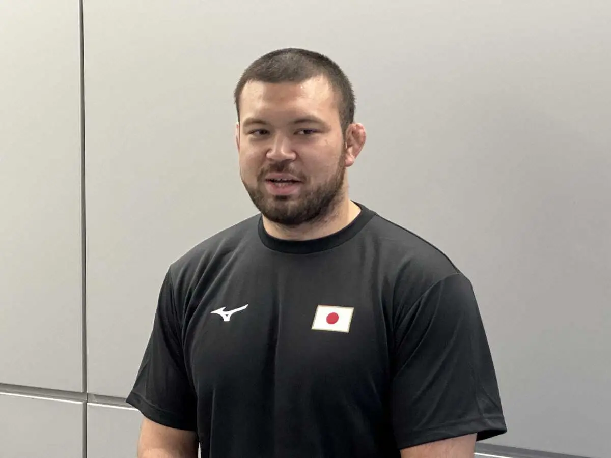 【画像・写真】【柔道】ウルフ・アロン　五輪前哨戦優勝から帰国「東京五輪後では一番良かった」丸刈り頭にした理由は…