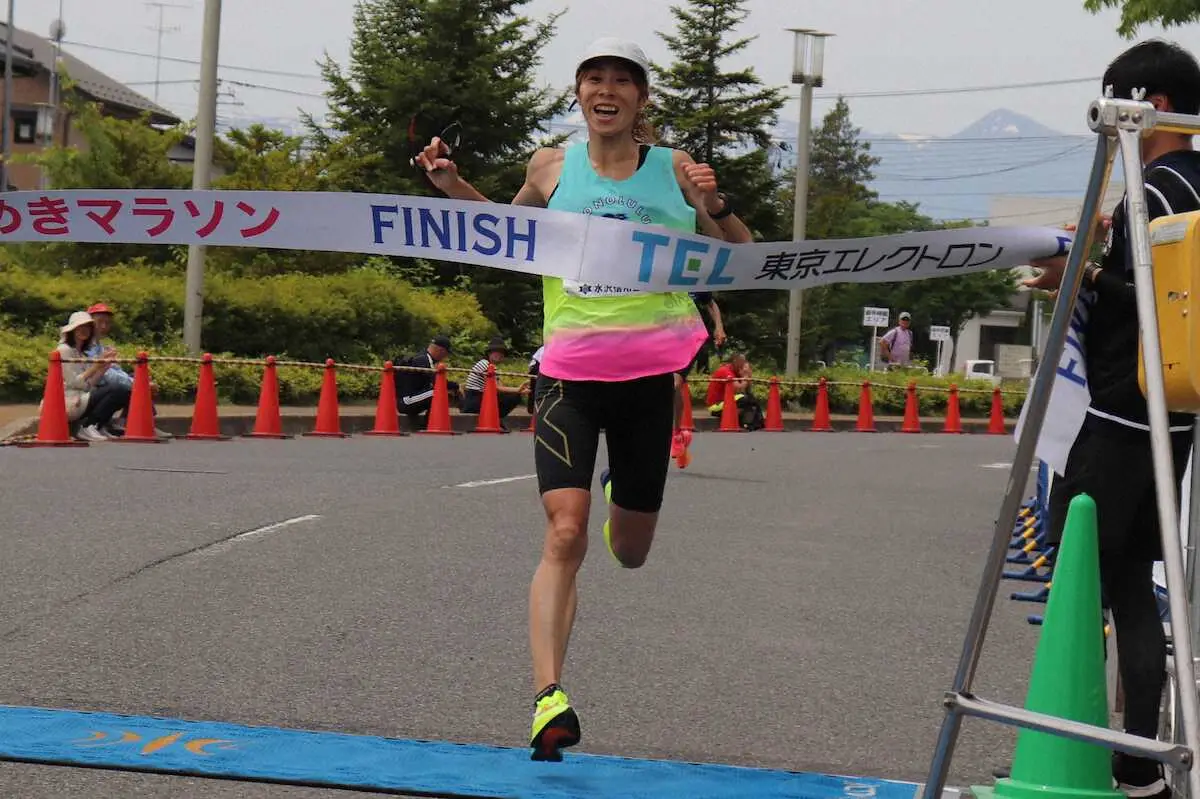 【画像・写真】フルマラソン男子は森川陽之が、女子は鈴木絵里が初優勝　第8回いわて奥州きらめきマラソン