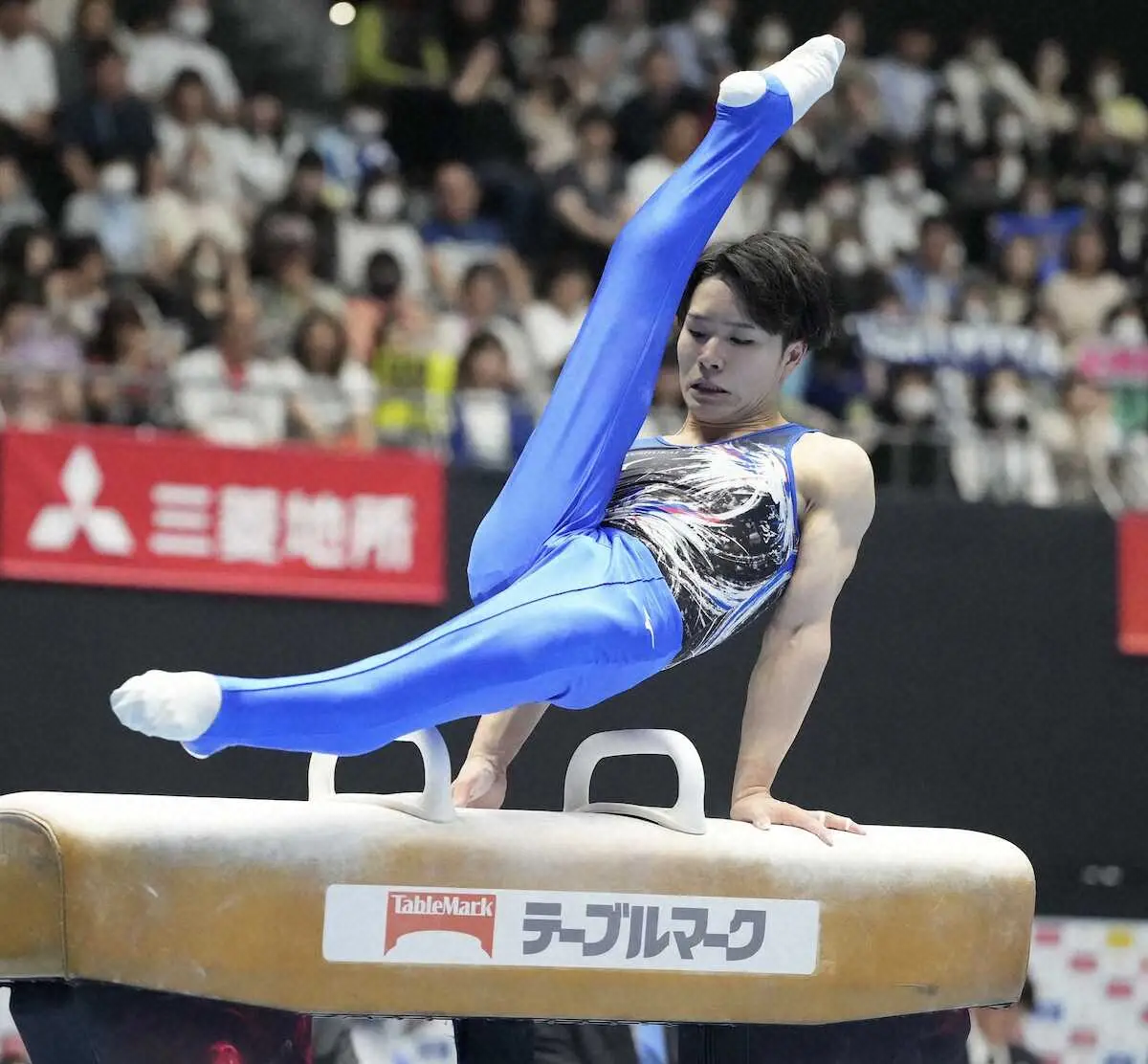 【画像・写真】＜体操NHK杯4日目＞岡のあん馬（撮影・岡田　丈靖）
