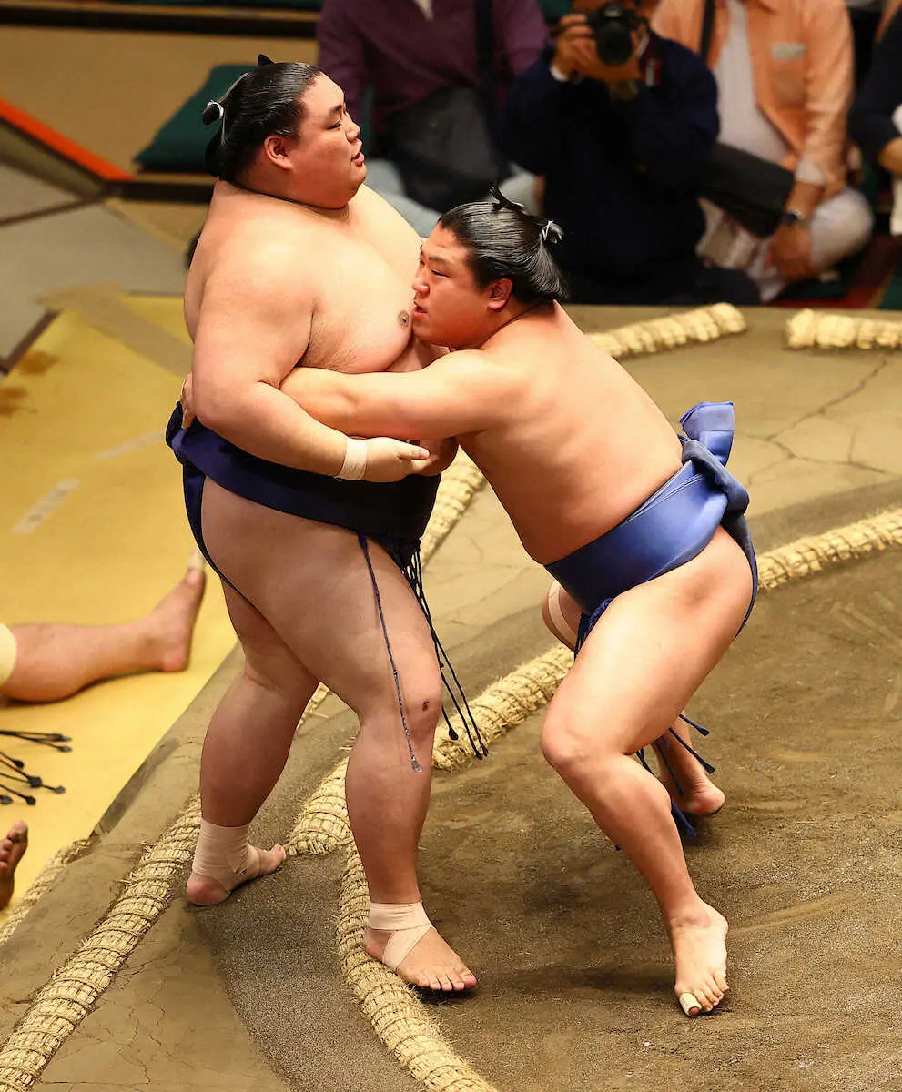 【画像・写真】元関脇・若隆景が勝ち越し「後半戦が大事」十両優勝＆幕内復帰目指す残り6日間の戦いへ