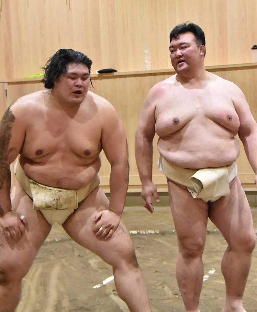 【画像・写真】二所ノ関親方　愛弟子・大の里初Vにも“稀勢流”祝福「3敗で優勝と思うなと言いたい。でも今日だけは…」