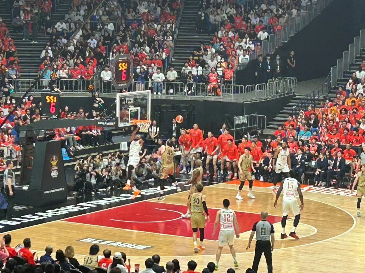 【画像・写真】【Bリーグ】広島が初の年間王者戴冠！一度もリード許さず王者・琉球に下克上　引退の朝山は有終の美