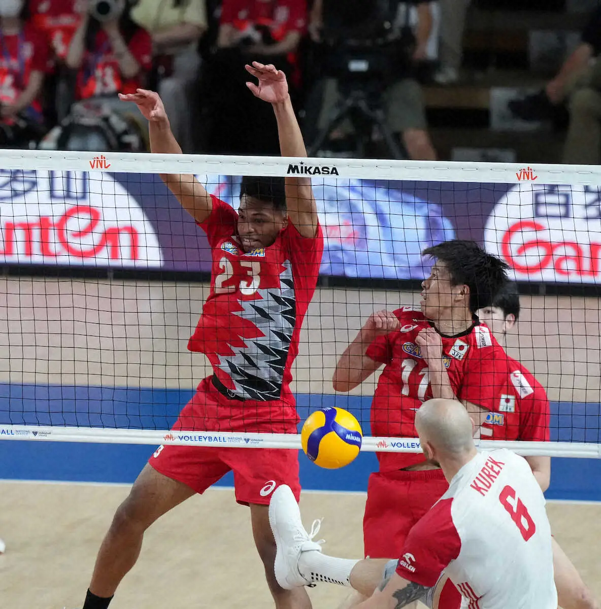 【画像・写真】【バレーボール】日本、世界1位ポーランドにストレート負け　五輪金メダル候補との“前哨戦”完敗