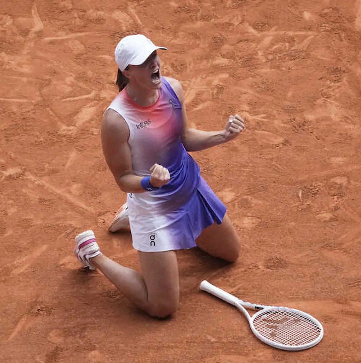 【画像・写真】【全仏OP】シフィオンテクがV3　23歳「赤土の女王」大会21連勝はグラフ抜き単独4位