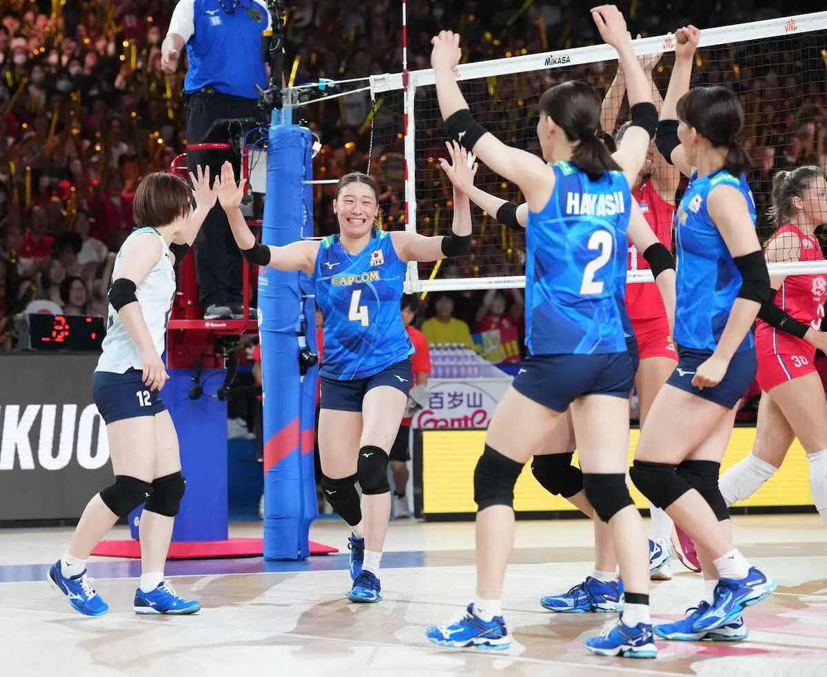 【画像・写真】【バレーボール】石川真佑　カナダ戦うっぷん晴らすチーム最多17得点!兄・祐希との五輪出場へ弾み