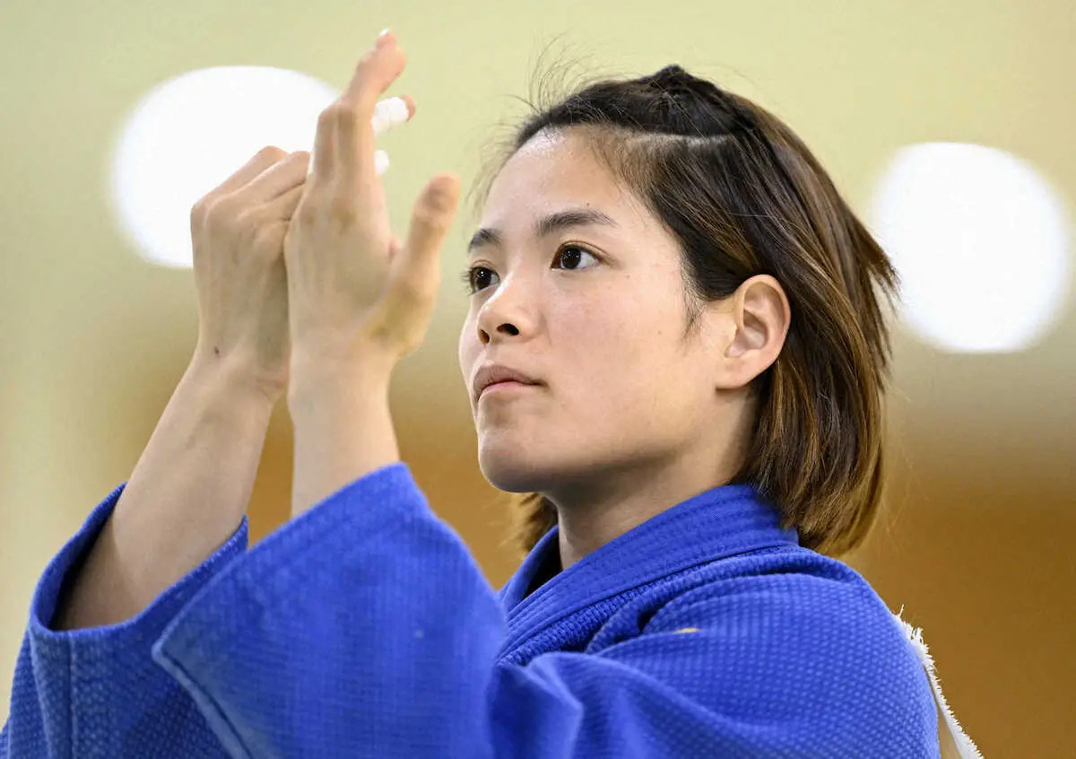 【画像・写真】阿部詩　57秒圧倒開幕！史上初の兄妹同日五輪連覇へ初戦突破　長野出身の出口ケリーを大外刈り一本