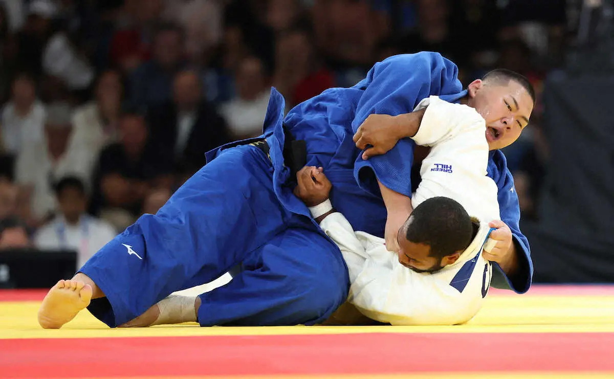 【画像・写真】史上初の父子金メダルへあと2勝！100キロ超級・斉藤立が準決勝進出　8分超え激闘制した！