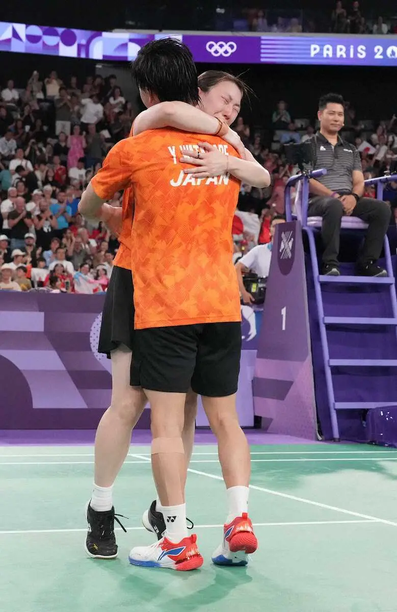 【画像・写真】ワタガシ涙の銅メダル！渡辺「最後まであきらめず、劣勢でもラリーできた」　東野、肩さすってねぎらい