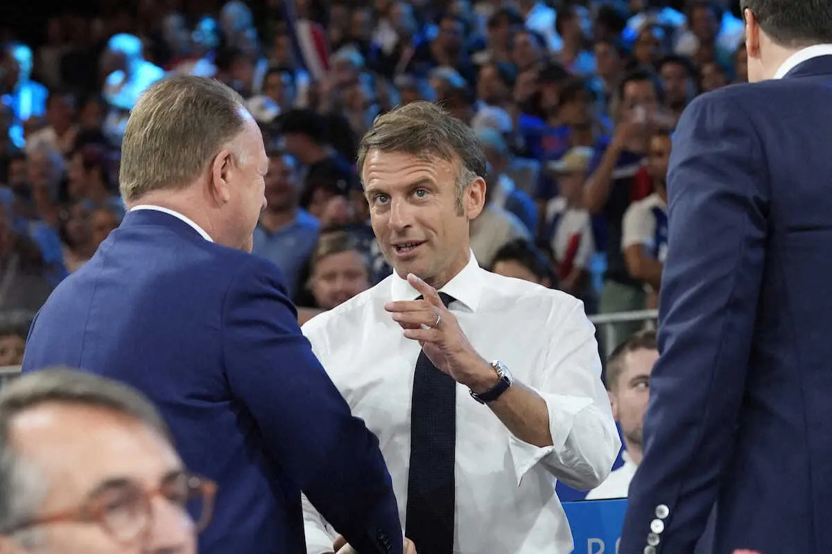 【画像・写真】柔道会場に駆けつけたフランス・マクロン大統領（AP）