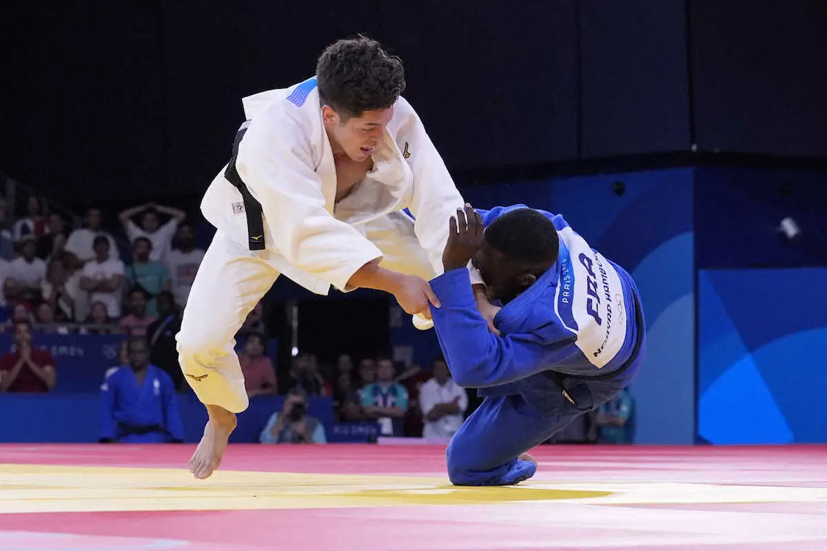 【画像・写真】フランスとの決勝に臨んだ村尾（AP）