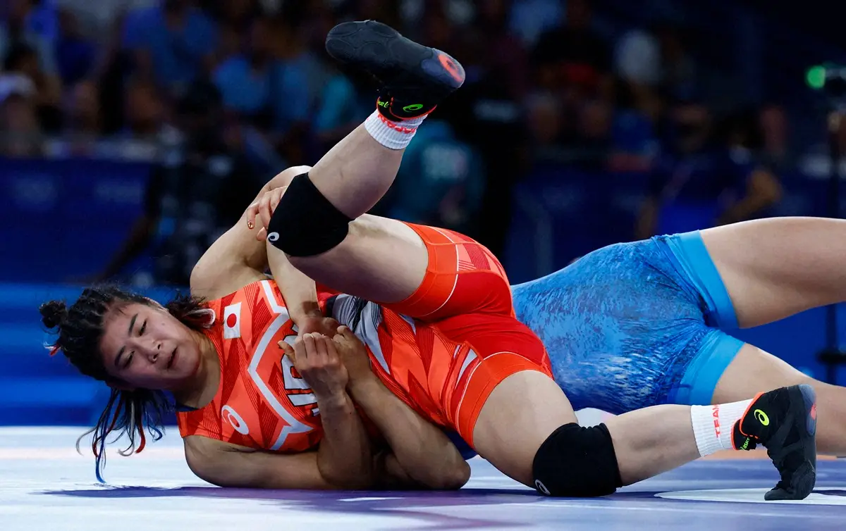 【画像・写真】準々決勝で敗れた尾崎（左）＝ロイター