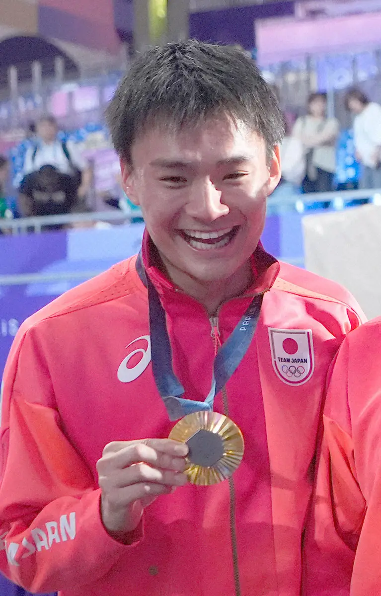 【画像・写真】“ガチの西武ファン”フェンシング・松山恭助　金メダル念願西武からのメッセージに「これは夢?」