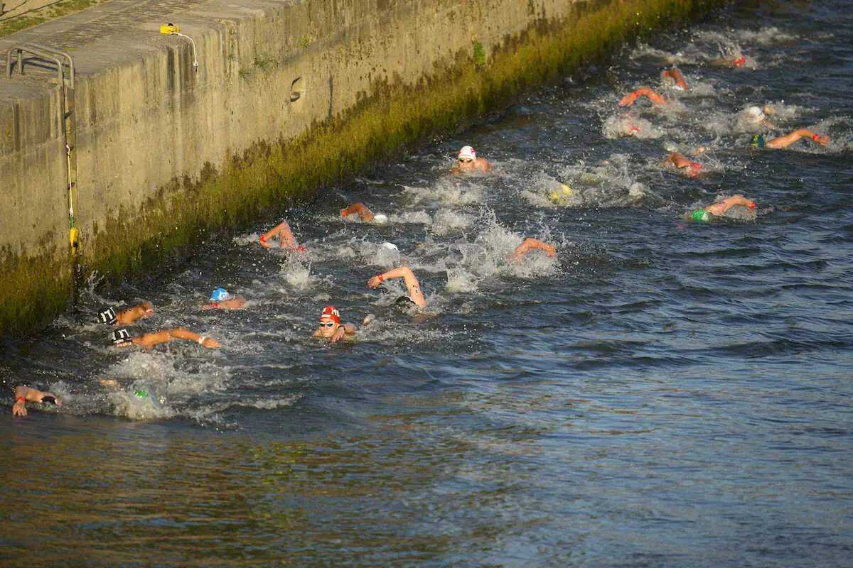 【画像・写真】南出大伸は15位　オープンウオーター男子10キロ　スウェーデン選手棄権、途中棄権4人