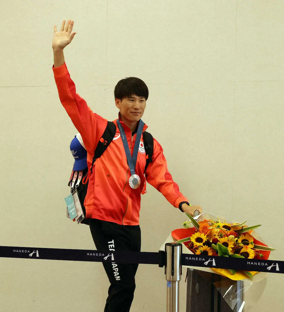 【画像・写真】近代五種で報奨金制度の新設検討　佐藤の日本勢初メダリスト誕生で会長前向き　国内競技人口は約50人