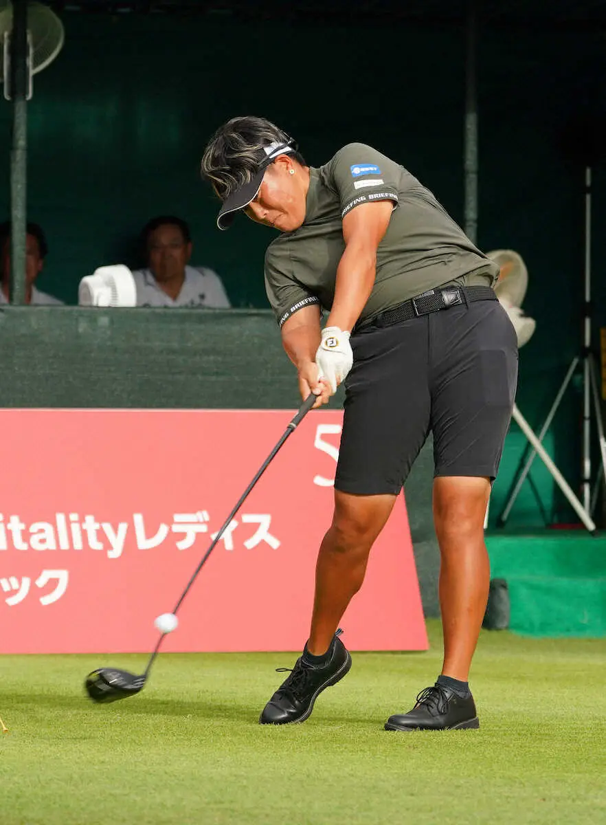 【画像・写真】ドラコン女王は工藤遥加　277・7ヤードで賞金50万円ゲット　竹田麗央は2・1ヤード届かず2位