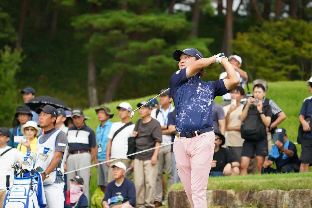 【画像・写真】平田憲聖は68で2打差2位　地元で年間4勝到達へ「今週入る時から優勝したいと」