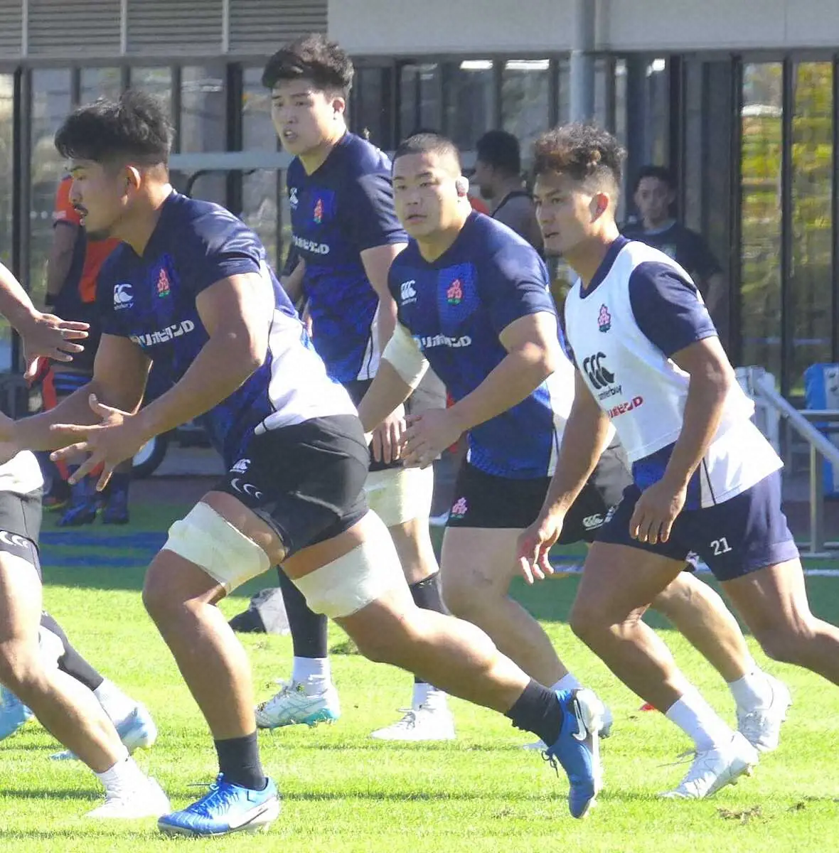 【画像・写真】【ラグビー代表合宿】FW組の合言葉は「バイオレント」ニュージーランド戦へ「やられる前にやる」